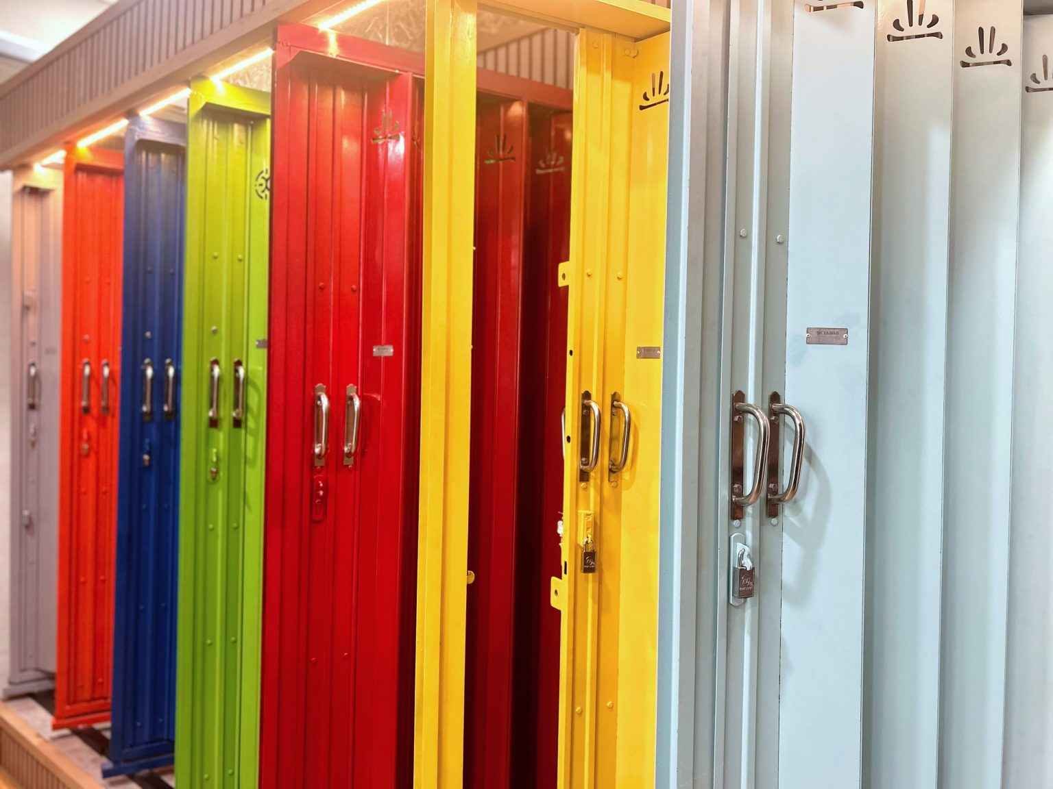 Meningkatkan Keamanan Bisnis dengan Pintu Harmonika Surabaya Dari Produsen Mahkota