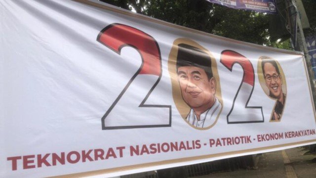 Muncul Fenomena Spanduk Prabowo-Purbaya, Ada Apa?