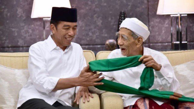 Waduh! Mantan Agen BIN Ungkap ‘Borok’ Jokowi Kerap Jual Ulama