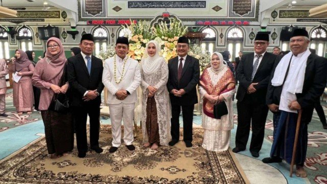 Wamenag Romo Muhammad Syafi’i Menikah Lagi, Dihadiri Ulama dan Tokoh Nasional, Selisih Umur Jadi Sorotan!