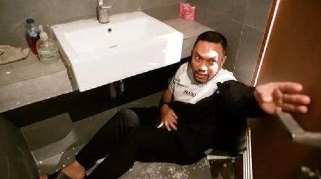 Ahmad Sahroni Kenang Penjarahan: 7 Jam Ngumpet, Gua Keluar, Gua Mati!