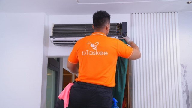 Deep Cleaning bTaskee Solusi Satu Kali Datang, Rumah Langsung Kinclong dari Atap Sampai Kolong!