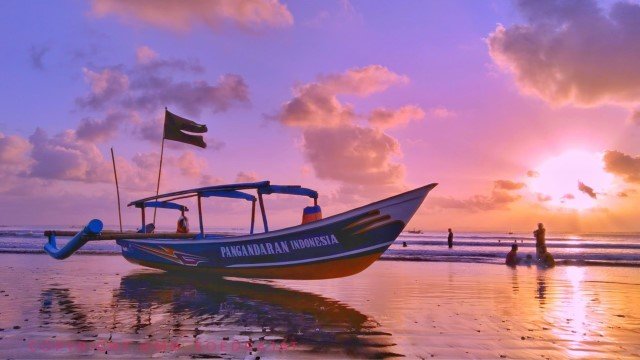 10 Tempat Healing di Pulau Jawa yang Bikin Pikiran Auto Fresh