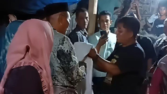GEGER! Warga Pati Hampir Tangkap ‘Pocong’ di Hajatan, Begini Kata Polisi