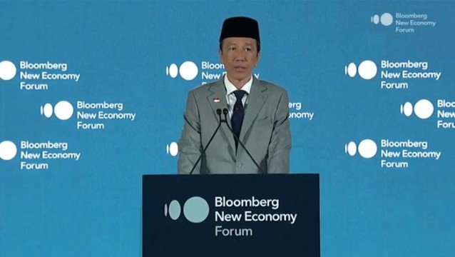 Jokowi Pidato di Bloomberg New Economy Forum, Pakai Bahasa Inggris?