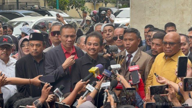 Kuasa Hukum Soal Penetapan Tersangka Roy Suryo Cs: Ada Beberapa Pasal Siluman yang Diselundupkan!