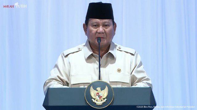 Pidato Prabowo Tiba-Tiba Tersendat: Siapa yang Menulis Ini?
