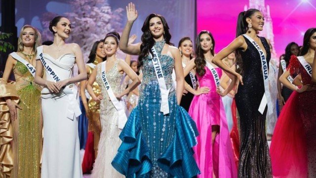 VIRAL Momen Miss Israel 'Tatap Sinis' Miss Palestina di Miss Universe 2025