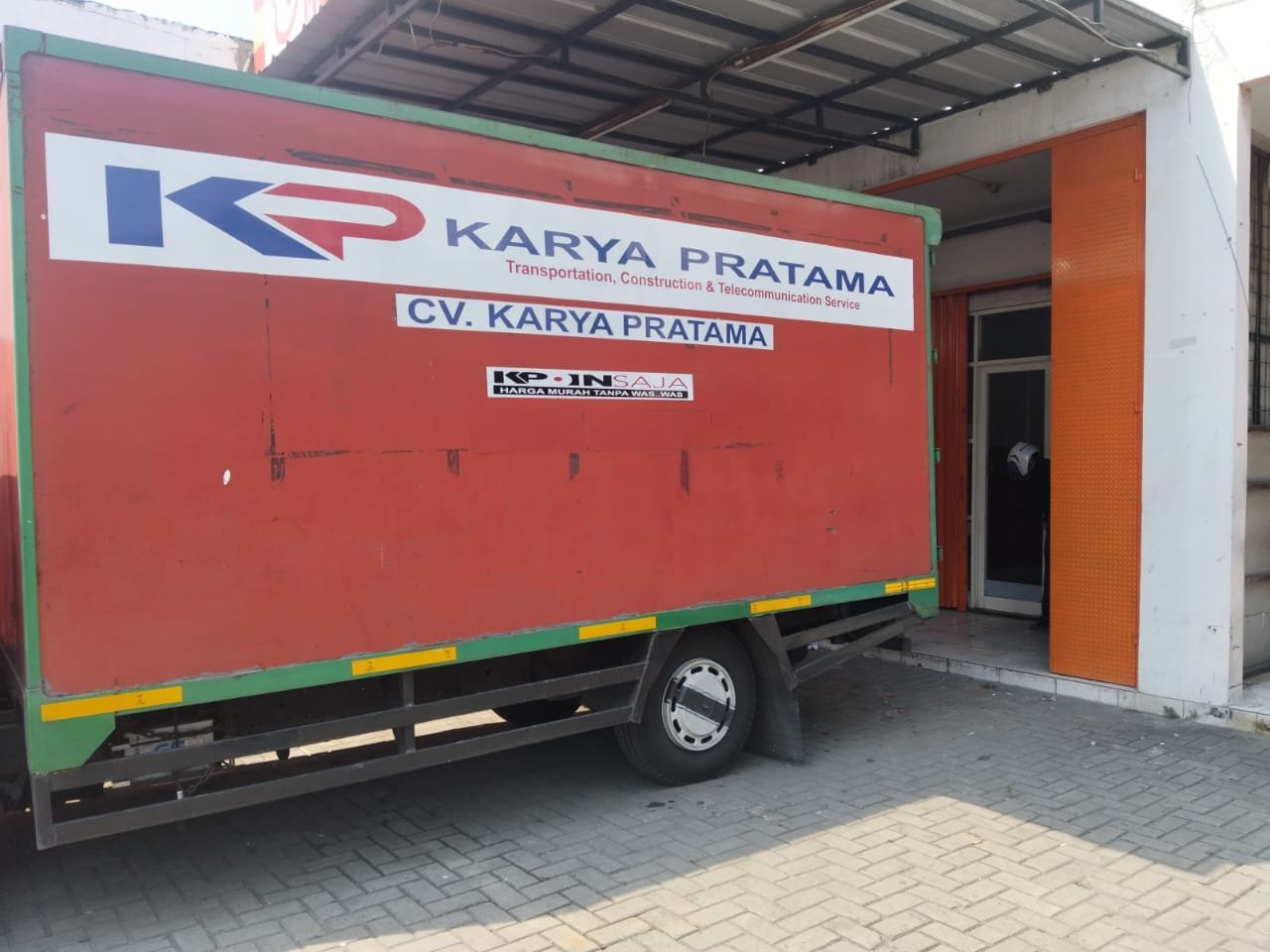 Panduan Lengkap Ekspedisi Cargo Jakarta-Makassar: Tarif Termurah & Layanan Terbaik 2025