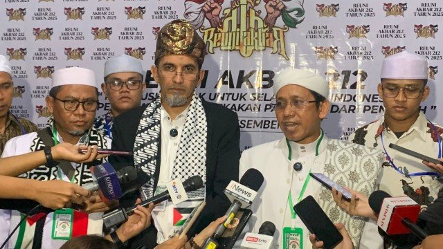 Ketua Reuni 212: Kami Siap ‘Pasang Badan’ untuk Presiden Prabowo Jika…