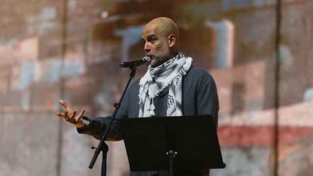 Pep Guardiola di Konser Amal Act X Palestine: Gaza Hancur Sendirian Dalam Keheningan!