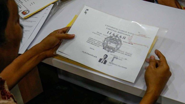Tim Peneliti Ijazah Jokowi Buka Suara, Sebut Dokumen KPU Harusnya Sah Diuji Publik