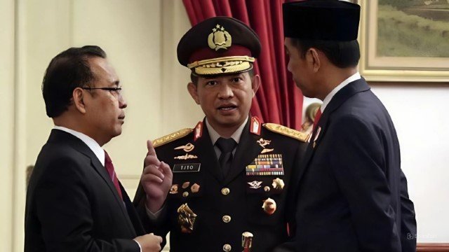 GEGER Pernyataan Eks Wakapolri “Kami Sakit Hati, Polri Rusak Sejak Jokowi Angkat Tito”