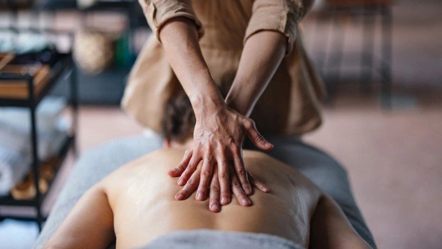 Menjaga Kondisi Tubuh di Tengah Kesibukan Aktivitas Kota Balikpapan