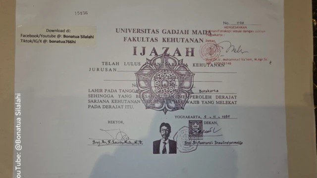 Pengamat Ungkap Ada 'Alasan Politik' di Balik Salinan Ijazah Jokowi yang Baru Dibuka KPU