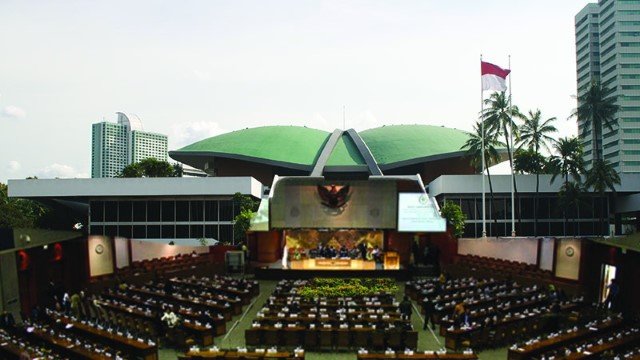 Anggota DPR Usul WFH Sehari Tiap Rabu Jumat Potensi Berwisata