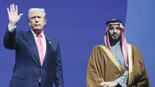 Donald Trump: Pangeran MBS Kini Mencium Pantat Saya!