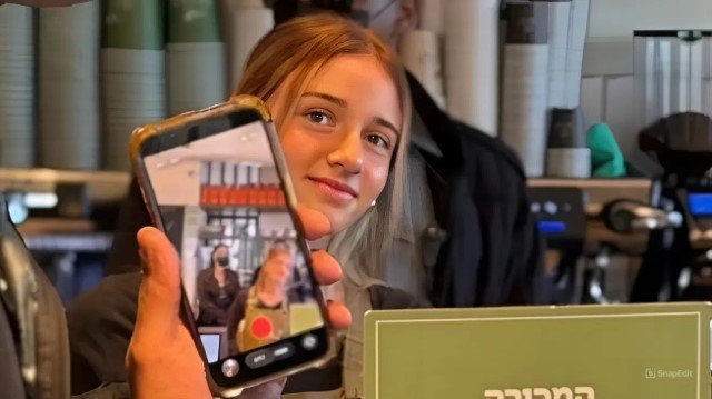 Identitas Barista Cantik di Video Netanyahu Terbongkar, Pihak Keluarga Ungkap Fakta Lain!
