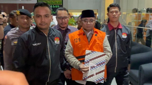 Mampus! KPK Kantongi Bukti Yaqut Terima Uang Korupsi Lewat Gus Alex
