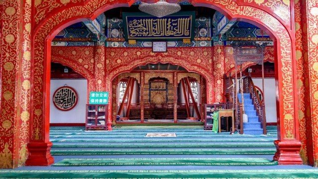 Warga China Ramai-Ramai Masuk Islam, Ini Penyebabnya!