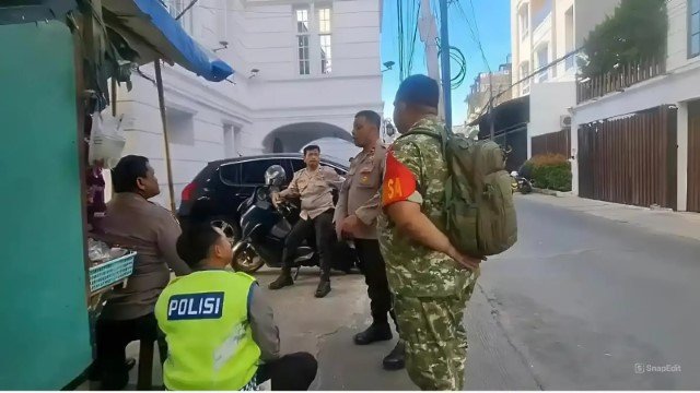 Ada Apa Nih Kantor Pemenang Tender Motor Listrik BGN Dijaga Ketat, Sampai Ada Apel Polisi