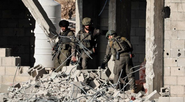 Biadab! Tentara Zionis dan Pemukim Ilegal Israel Bantai Warga Palestina di Tepi Barat