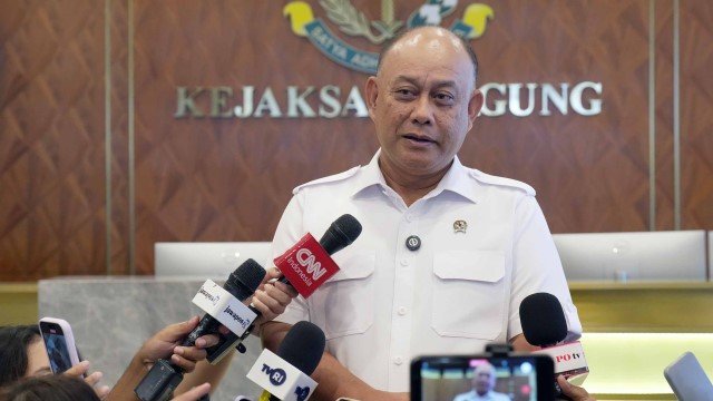 Bos BGN Akui Beli Kaos Kaki, Laptop, Alat Makan, dan Sewa EO Senilai Miliaran, Tujuannya