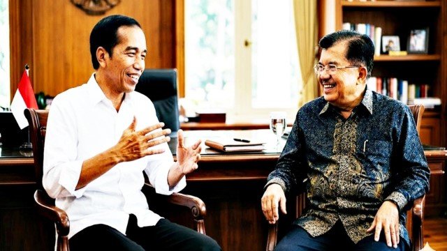 Bukan Soal Ada atau Tidak, Ini Alasan Tak Terduga Jokowi 'Tolak' Perlihatkan Ijazah Aslinya ke Jusuf Kalla