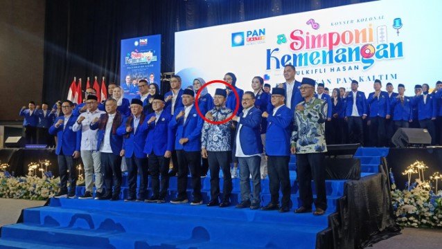 Detik-Detik Rudy Mas’ud Disoraki di Pelantikan DPW PAN Kaltim, Warganet Titik Terendah Gubernur!