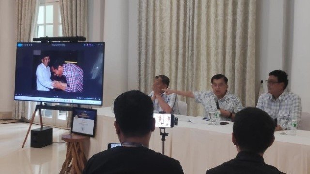 Geram! JK Ungkit Jasa Bawa Jokowi dari Solo ke Jakarta: Kasih Tahu Semua Sama Termul-Termul Itu