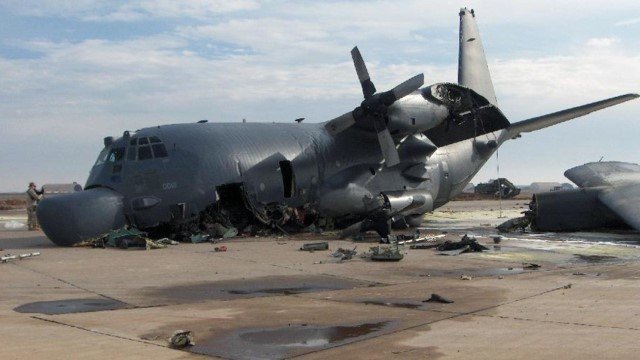 Insiden Pesawat Hercules Bawa Uang Rp 1 Triliun Jatuh, Dijarah Warga!