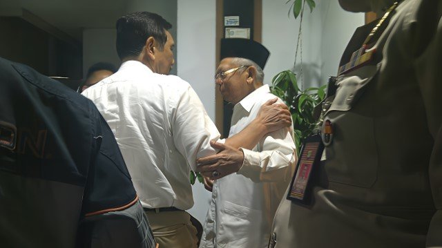 Kesaksian Eks Staf Khusus Wapres Soal Momen Ma’ruf Amin Murka di Rapat Terbatas Jokowi Diam, Luhut Tersentak