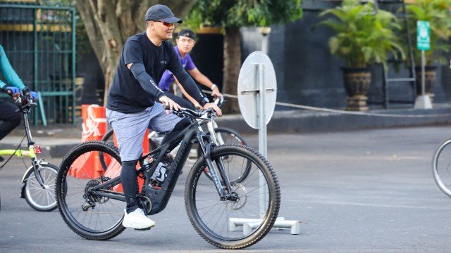 Klarifikasi Gubernur Jawa Tengah Soal Naik Sepeda Ratusan Juta Dipinjami Orang