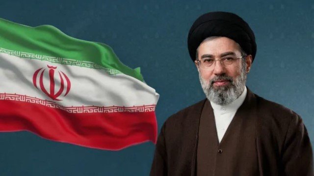 Memo Rahasia Ayatollah Mojtaba Khamenei Kritis, Koma, Dirawat di Qom