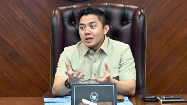 Seskab Teddy Kaget Cuma 5 Km dari Kantor Saya Ternyata Banyak Anak-Anak Tidak Pernah Sekolah