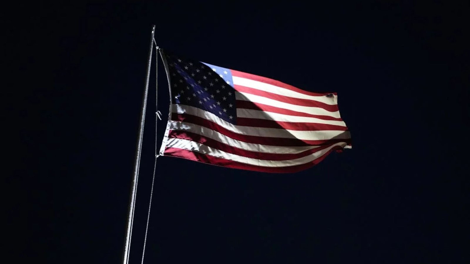 Waduh! Presiden AS Tiba-Tiba Jatuh Pingsan, Muntah-Muntah di Depan Tamu