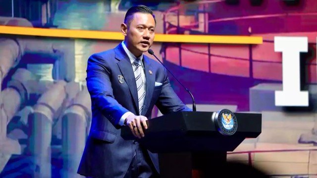AHY Mengamuk! Kepala Balai Ciliwung Kena Semprot Karena ‘Kabur’ Saat Pengarahan: “Anda Tidak Menghargai Negara!