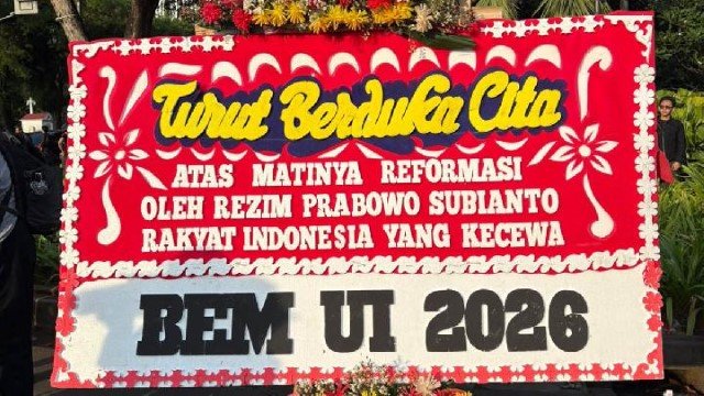 Gak Pakai Demo Kasar, BEM UI Pilih Cara Elegan Tapi Julid: Kirim Karangan Bunga Duka Cita Langsung ke Pintu Istana!