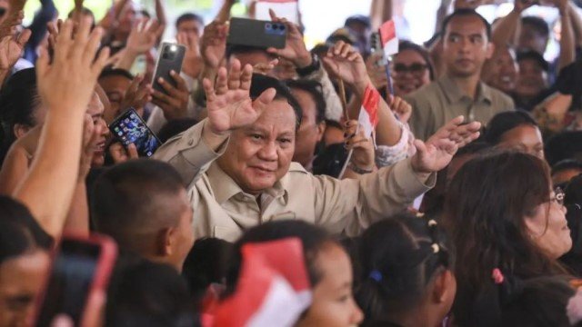 Miangas Berguncang! Usai Gebrak KTT ASEAN, Prabowo Langsung 'Gaspol' Joget Tabola Bale Bareng Rakyat