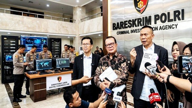 Tamat! Nasib Rismon Sianipar di Ujung Tanduk Bareskrim Bidik Dalang di Balik Isu Dana 5 Miliar JK