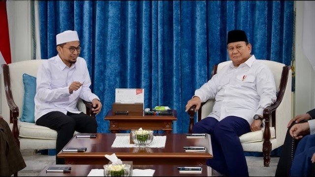 Bikin Merinding! Ustadz Adi Hidayat Ingatkan Prabowo Soal Pertanggungjawaban di Akhirat