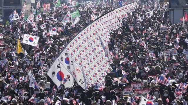 Korea di Ambang Krisis: Blokade 35 Jam Mencekam, Presiden Perintahkan Penyelidikan!