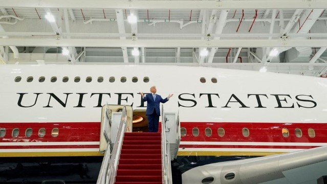 Megah dan Mewah! Donald Trump Pamer 'Jet Tempur' Langit Hadiah Tak Terduga dari Negara Super Kaya Ini