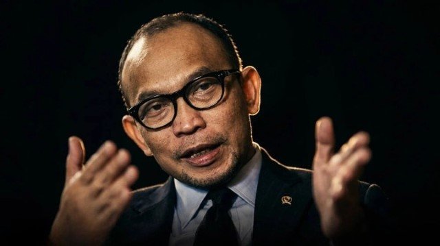 Mentereng! Chatib Basri Resmi Terima Jabatan Baru Ini