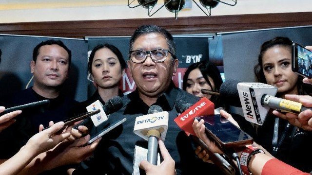 Sekjen PDIP Sebut Film 'Ghost in The Cell' Bermuatan Kritik, Karakternya dari Solo Maksudnya Jokowi Family