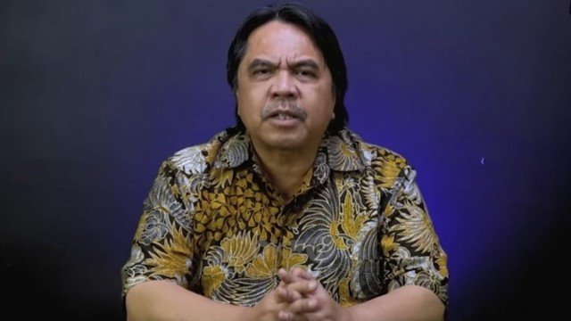Ade Armando Murka Rakyat Cinta Jokowi Bukan Karena Amplop dan Sembako