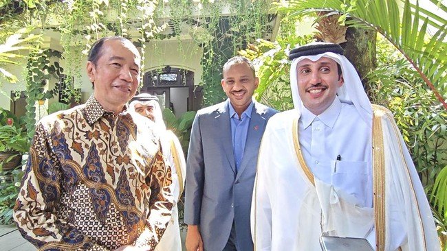 Dubes Baru Qatar Sultan bin Mubarak 'Terbang' ke Solo Temui Jokowi, Ada Pesan Rahasia dari Doha