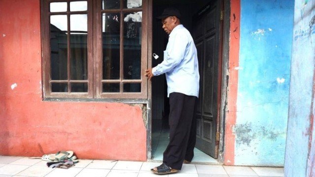 Jatuh Miskin Usai Lengser? Geger Eks Menteri RI Terciduk Tinggal di Rumah Kontrakan Sederhana