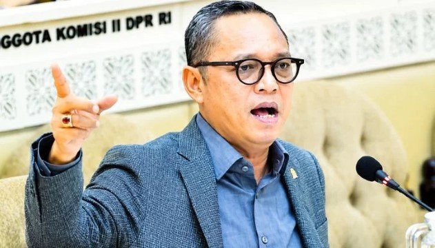 Parah! Deddy Sitorus Panen Kecaman Usai Usir Wartawan dan Hina ‘Kalian Rombongan Sirkus’