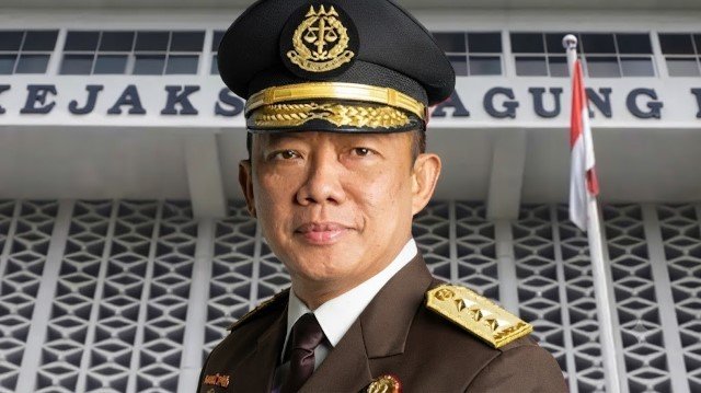 Skandal atau Strategi Analisis Tajam Guru Besar Unair Ada 'Pesan Gelap' di Balik Drama Pengunduran Diri Febrie Adriansyah!